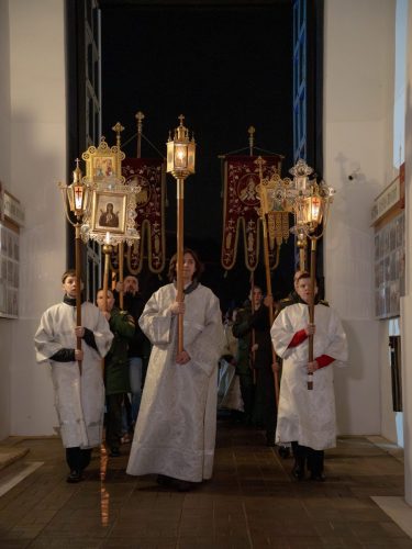 DSC08299.26.04.12