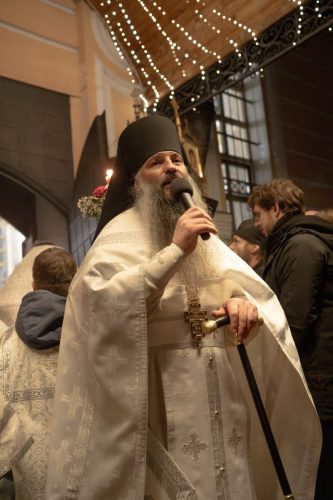 DSC08497.26.04.12